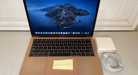 Good
													MacBook Air 2019 - 13" - I5, Gold, 128 GB, 8 GB, photo 4 of 10