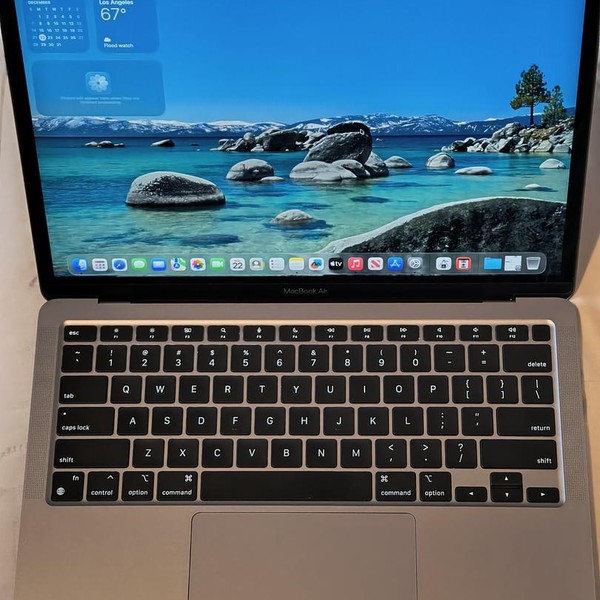 MacBook Air 2020 - 13 inch - 256 GB, Gray, 8 GB, Apple M1