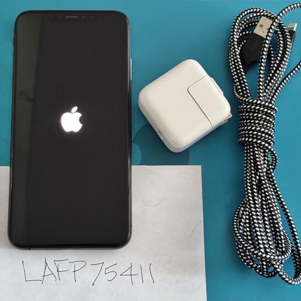 Apple iPhone Xs Max - Unlocked, 64 GB, Gray, A1921
