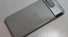 Good
													Google Pixel 8 - Unlocked, Hazel, 128 GB, 8 GB, G9BQD, Sub-6 5G, photo 3 of 8