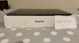 Good
													Apple iPad Pro 12.9" 3rd Gen 2018 - Wi-Fi, Gray, 64 GB, A1876, photo 5 of 7