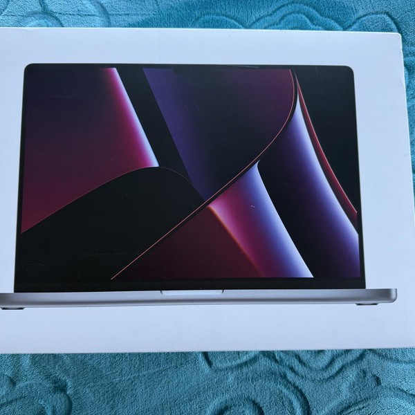 MacBook Pro 2023 - 16 inch - 512 GB, Gray, 16 GB, Apple M2 Pro 12-core