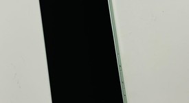 Mint
													Apple iPhone 15 - Unlocked, Green, 128 GB, A2846, photo 2 of 10
