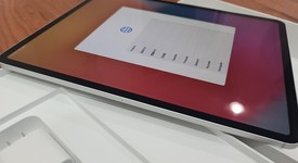 Mint
													Apple iPad Pro 12.9" 4th Gen 2020 - Unlocked, Silver, 1 TB, A2069, photo 4 of 10