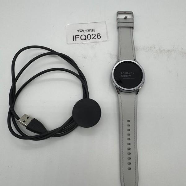 Samsung Galaxy Watch6 Classic - Unlocked, Silver, 43mm