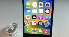 Good
													Apple iPhone SE 3rd Gen 2022 - Unlocked, Midnight, 64 GB, A2595, photo 1 of 12