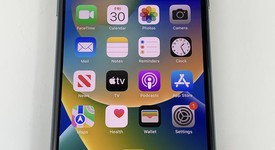 Good
													Apple iPhone 11 Pro Max - AT&T, Green, 256 GB, A2161, photo 1 of 7