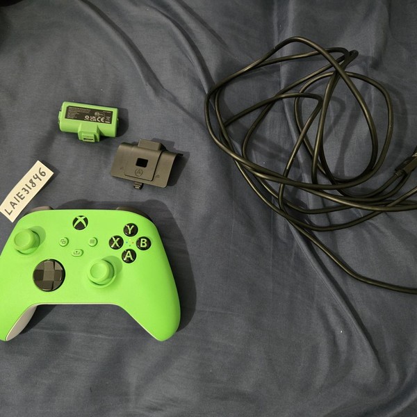 Xbox Wireless Controller (2020) - Green