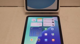 Mint
													Apple iPad 10th Gen - Unlocked, Blue, 64 GB, A2757, photo 5 of 8