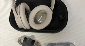 Used
													Bose QuietComfort 45 - White, photo 1 of 3