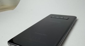 Mint
													Samsung Galaxy S10 Plus - Unlocked, Black, 128 GB, 8 GB, SM-G975U1, photo 4 of 5