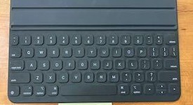 Used
													Apple Magic Keyboard for iPad Pro - Black, photo 4 of 5