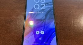 Good
													Motorola Razr (2024) - Cricket, Gray, 256 GB, 8 GB, photo 4 of 17