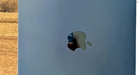 Good
													MacBook Air 2025 (M4) - 13" - Apple M4, Midnight, 512 GB, 24 GB, photo 4 of 32