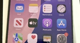 Mint
													Apple iPhone 15 Pro - Unlocked, Natural, 256 GB, A2848, photo 4 of 11