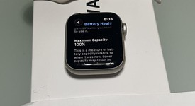Mint
													Apple Watch SE 2nd Gen 40mm - Starlight, A2722 - GPS, Aluminum, photo 3 of 9