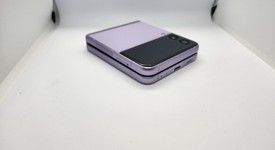 Mint
													Samsung Galaxy Z Flip3 5G - T-Mobile, Lavender, 128 GB, 8 GB, SM-F711U, photo 3 of 10