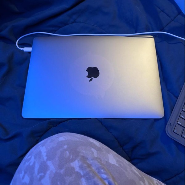 MacBook Air 2020 - 13 inch - 128 GB, Gray, 8 GB, Apple M1