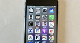 Good
													Apple iPhone SE 3rd Gen 2022 - Unlocked, Starlight, 256 GB, A2595, photo 1 of 9