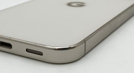 Good
													Google Pixel 10 Pro - Unlocked, Porcelain, 256 GB, G4QUR, photo 5 of 6