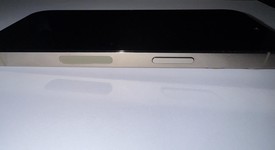 Fair
													Apple iPhone 14 Pro - Unlocked, Gold, 256 GB, A2650, photo 4 of 11