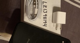 Good
													Apple iPhone Xr - AT&T, Black, 64 GB, A1984, photo 3 of 6