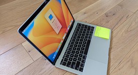 Good
													MacBook Pro 2017 (No Touch Bar) - 13" - I7, Silver, 256 GB, 16 GB, photo 2 of 6
