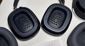 Used
													Apple AirPods Max USB-C - Midnight, photo 4 of 5