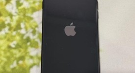 Good
													Apple iPhone SE 2nd Gen 2020 - Unlocked, Black, 64 GB, A2275, photo 2 of 3