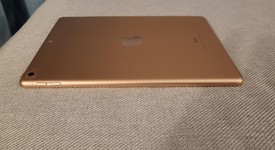 Mint
													Apple iPad 6th Gen - Wi-Fi, Gold, 32 GB, A1893, photo 5 of 7