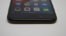 Good
													Apple iPhone 7 Plus - Unlocked, Black, 256 GB, A1661, photo 5 of 11