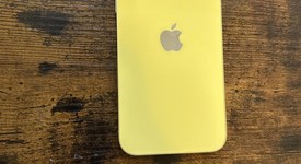 Good
													Apple iPhone 14 Plus - Unlocked, Yellow, 256 GB, A2632, photo 4 of 8
