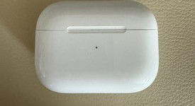 Used
													Apple AirPods Pro 2nd Gen - USB-C, photo 2 of 9