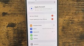 Good
													Apple iPhone 14 Pro - Unlocked, Purple, 128 GB, A2650, photo 1 of 10