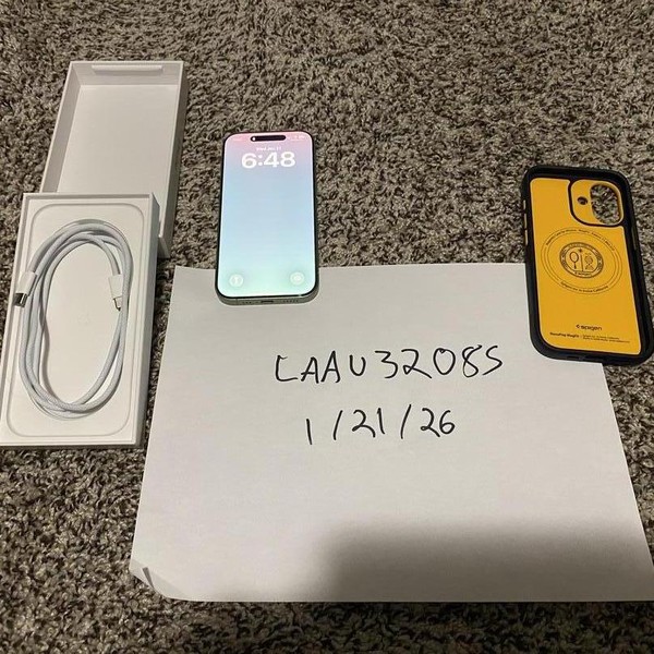 Apple iPhone 17 - Unlocked, 256 GB, Sage, A3258