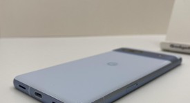 Mint
													Google Pixel 7a - Unlocked, Sea, 128 GB, 8 GB, GWKK3, photo 4 of 5