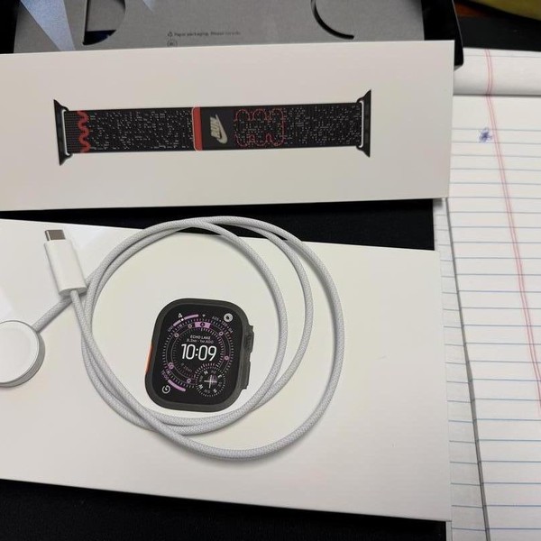 Apple Watch Ultra 3 49mm - Unlocked, Black, A3281