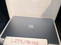 MacBook Air 2025 (M4) - 13"
