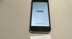 Fair
													Apple iPhone SE 1st Gen 2016 - AT&T, Grey, 16 GB, A1662, photo 1 of 11