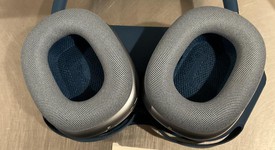 Used
													Apple AirPods Max - Sky Blue, photo 2 of 3