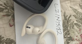 Used
													Beats Powerbeats Pro - Ivory, photo 3 of 6