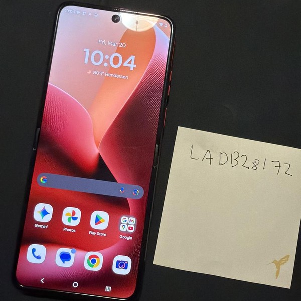 Motorola Razr Ultra (2025) - AT&T, 512 GB, PANTONE Rio Red, 16 GB