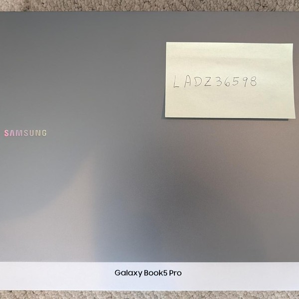 Samsung Galaxy Book5 Pro - 1 TB, Gray, 16 GB, Intel Core Ultra 7, 16 inch