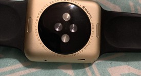 Fair
													Apple Watch Series 1 42mm - Gold, 8 GB, A1803, photo 3 of 5