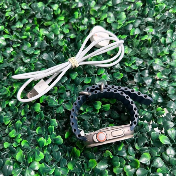 Apple Watch Ultra 2 49mm - Unlocked, Natural, A2986