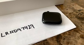 Mint
													Apple Watch Series 4 44mm - AT&T, Black, A1976 - Cellular, Stainless, photo 4 of 7