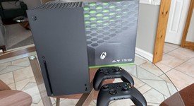 Mint
													Xbox Series X (2020) - Black, 1 TB, standard, photo 1 of 8