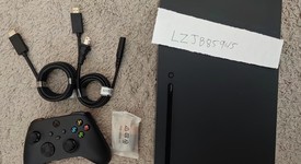 Mint
													Xbox Series X (2020) - Black, 1 TB, standard, photo 2 of 6