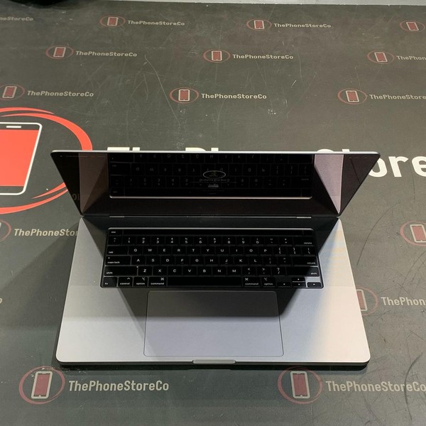 MacBook Pro 2019 - 16 inch - 512 GB, Gray, 16 GB, Intel Core i7