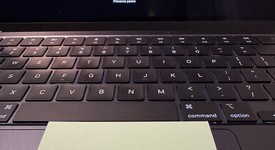 Mint
													MacBook Air 2022 - 13" - Apple M2, Midnight, 256 GB, 8 GB, photo 4 of 11